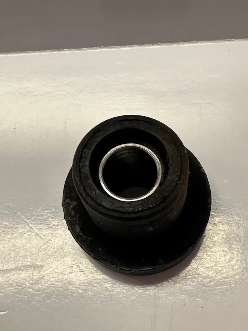 Komatsu Vg7000 Centre Bonded Mount 2