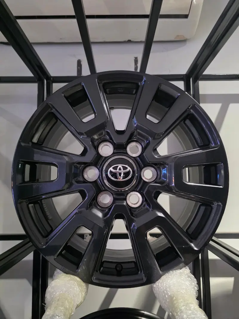 Land Cruiser 250 Oem Rim 1