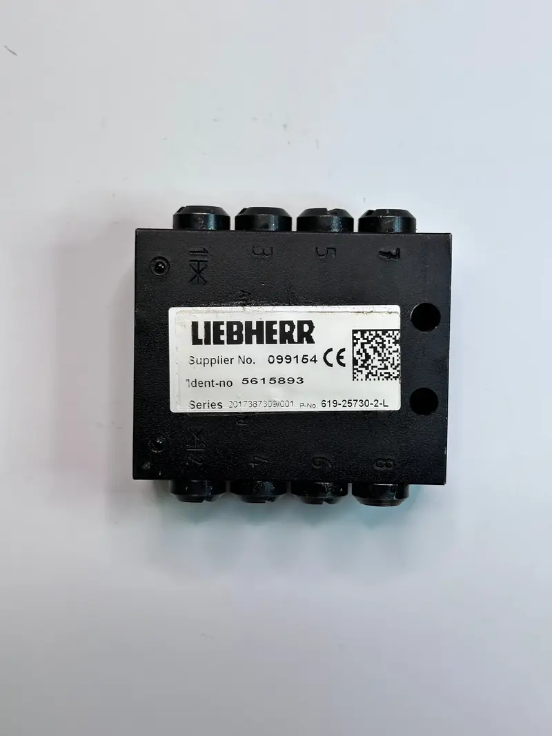 Liebherr 5615893 Progressive Lubricant Distributor, Ssv 8, 619-25730-2 L 1