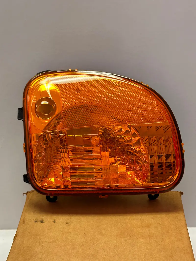 Mack 2Mo538m Genuine Lamp/Turn Signal L/H 1