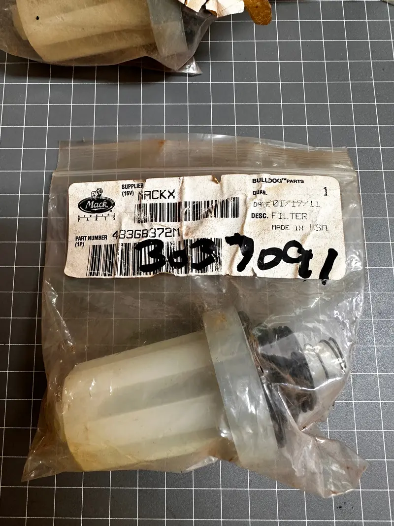 Mack Filter, Fuel 483Gb372m 1