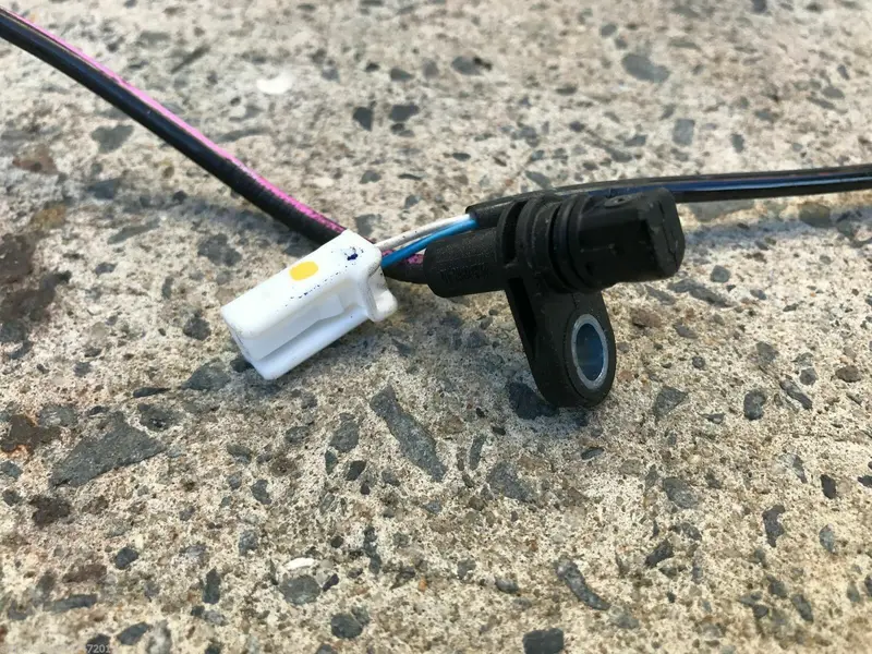 Mazda 3 2015 Hatch Sedan Left Rear Hub Wheel Speed Abs Sensor 2.5L Sp25 Bm 1
