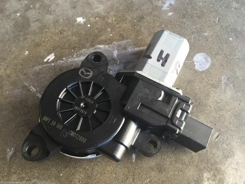 Mazda 3 Sedan Hatch 2014 2015 2016 Front Left Door Window Motor Control Sp25 Bm 1