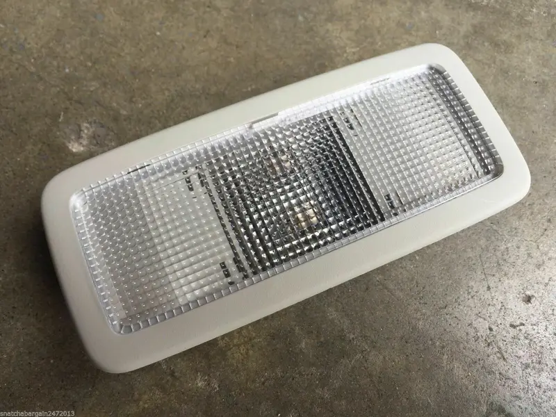 Mazda 3 Sedan Hatch 2014 Genuine Interior Roof Ceiling Light Mid Rear Sp25 Bm 1