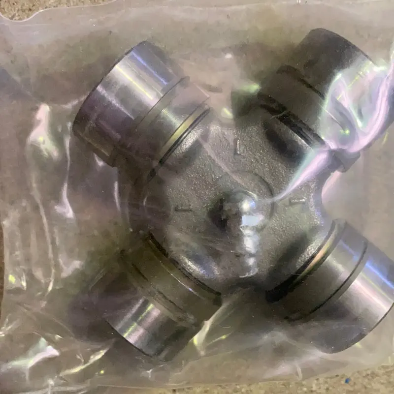 Mc994292 Genuine Mitsubishi Spider Kit / Universal Joint 1