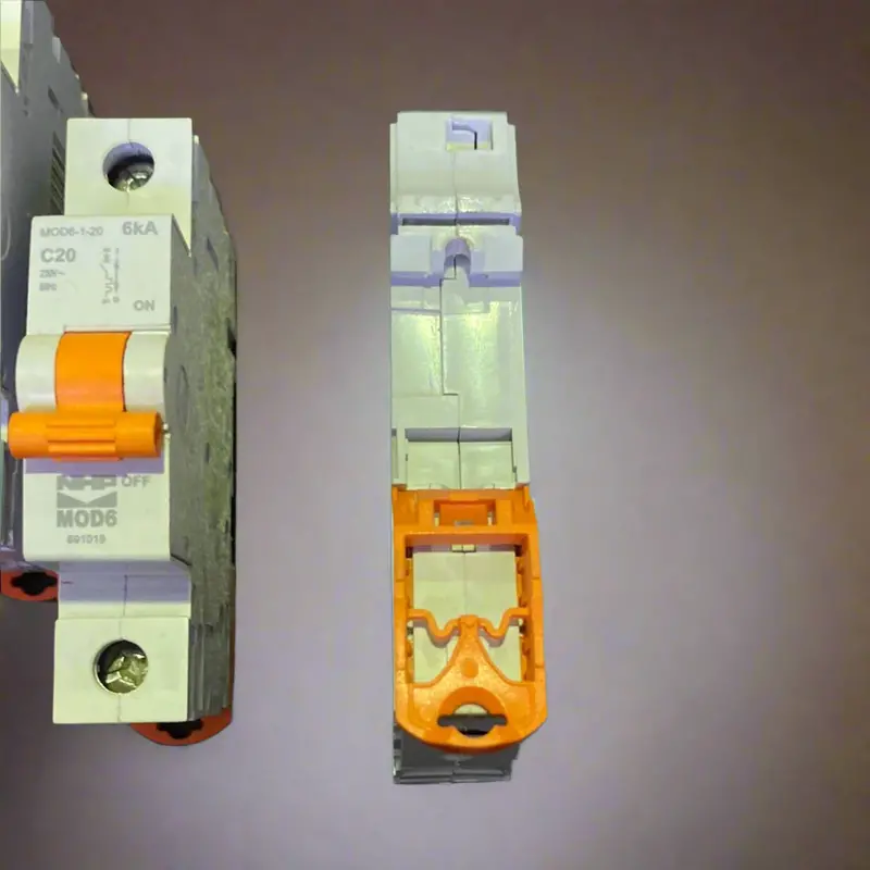 Mod6120 1 Pole, 20A Miniature Circuit Breaker 1