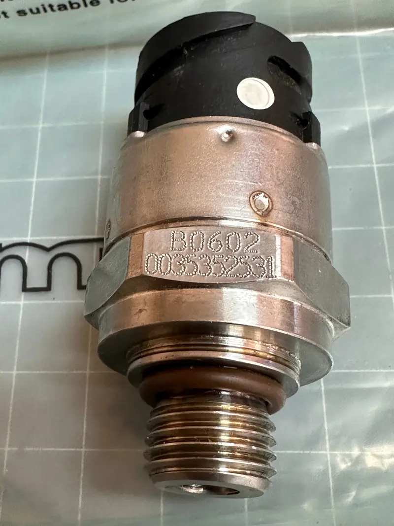 Mtu 0035352531 Diesel Engine Pressure Sensor 1