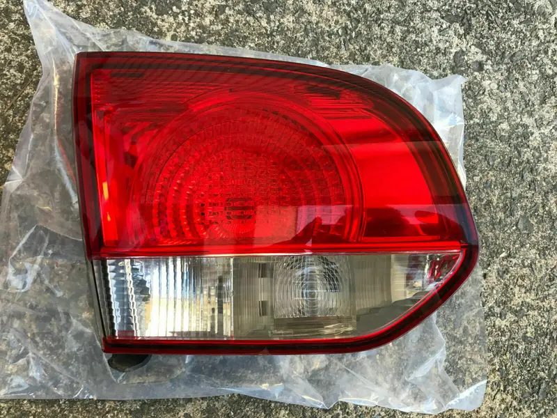 New Genuine Vw Volkswagen Lhr Left Rear Tail Light Tailight Brake Boot Trunk 08 1