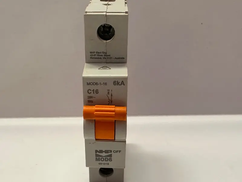 Nhp Mod6-1-16 Circuit Breaker 16A, 1 Pole 2