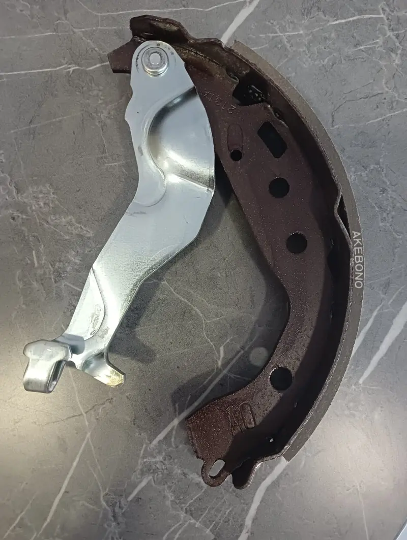 Nnbbr Akebono Brake Shoe (Axio 2012-) 1