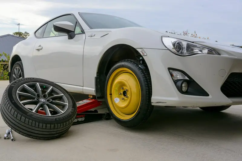 Oem Subaru Brz Sti Toyota 86 Spare Wheel Tyre 17" Space Saver + Jack Tool Kit B 1