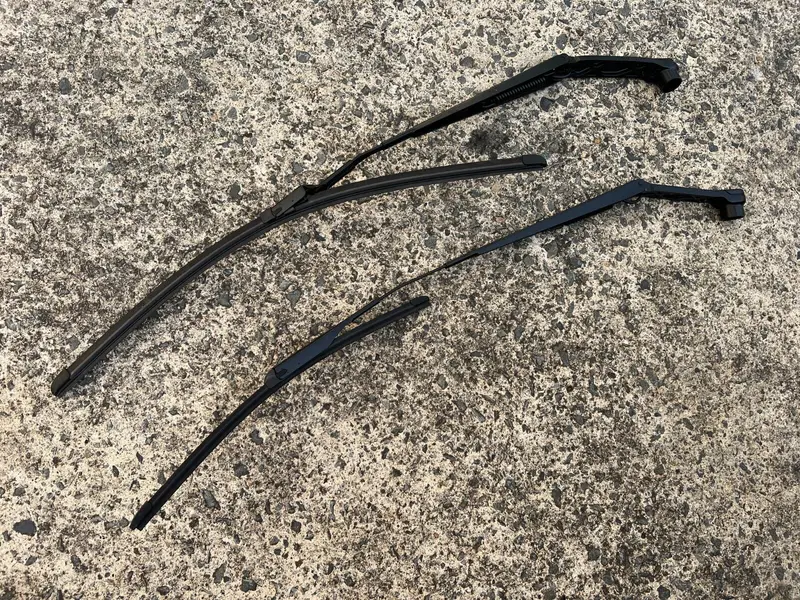 Oem Subaru Forester 2018 - 2021 Sk Windscreen Wiper Arms Arm Blade Set Pair 1