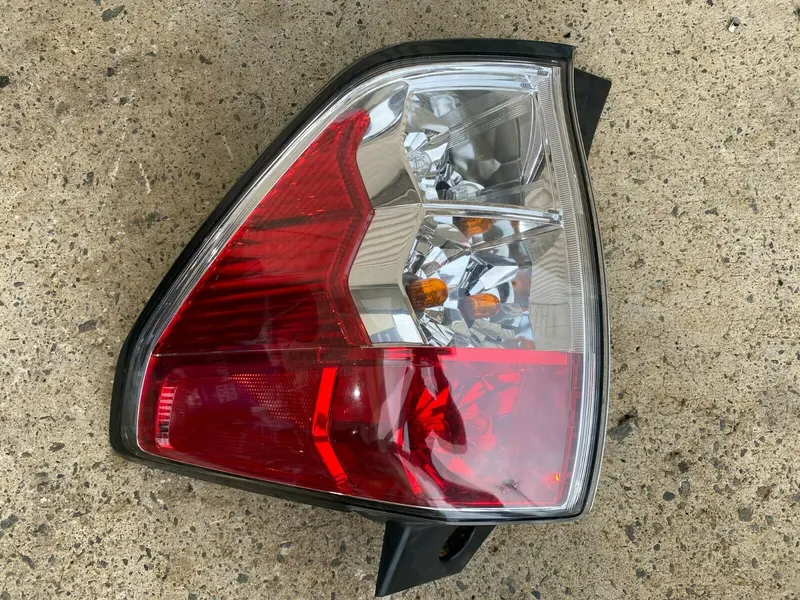 Oem Subaru Forester Sh 2008 - 2012 Rear Brake Tail Light Right Side R Genuine 1