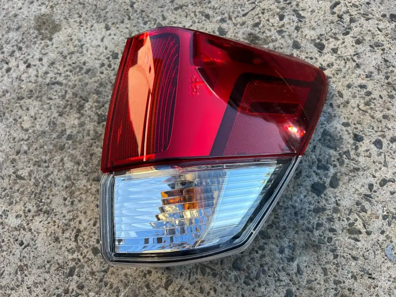 Oem Subaru Forester Sk 2018 -2021 Led Rear Brake Tail Light Right Side R Genuine 1
