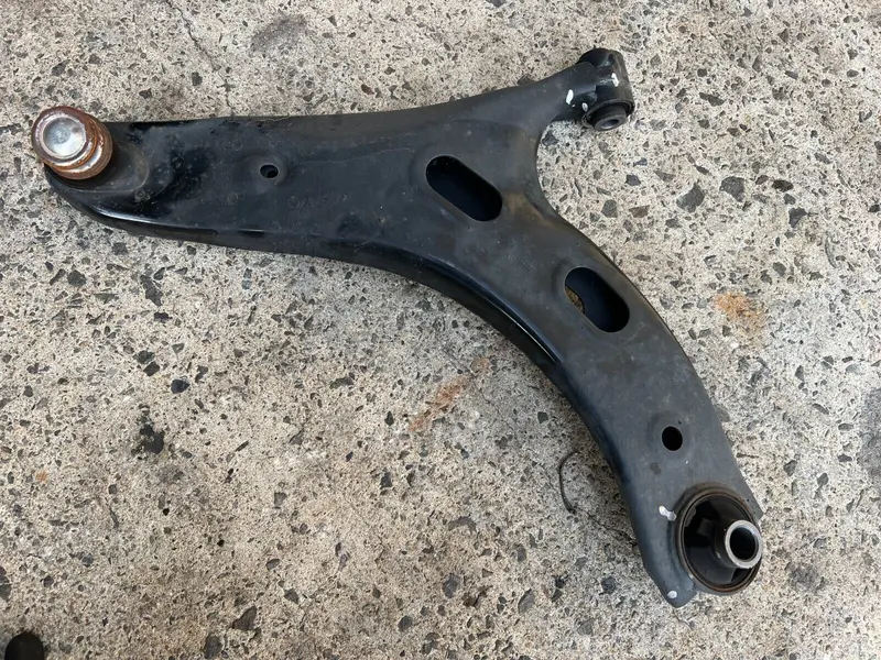 Oem Subaru Forester Sk 2018 - 21 Left Front Passenger Control Lower Trailing Arm 1