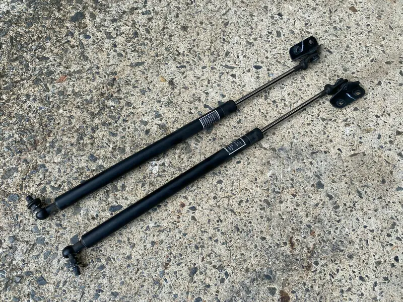 Oem Subaru Impreza 08 - 14 Wrx Rs Gh G3 Genuine Front Bonnet Gas Hold Struts 1