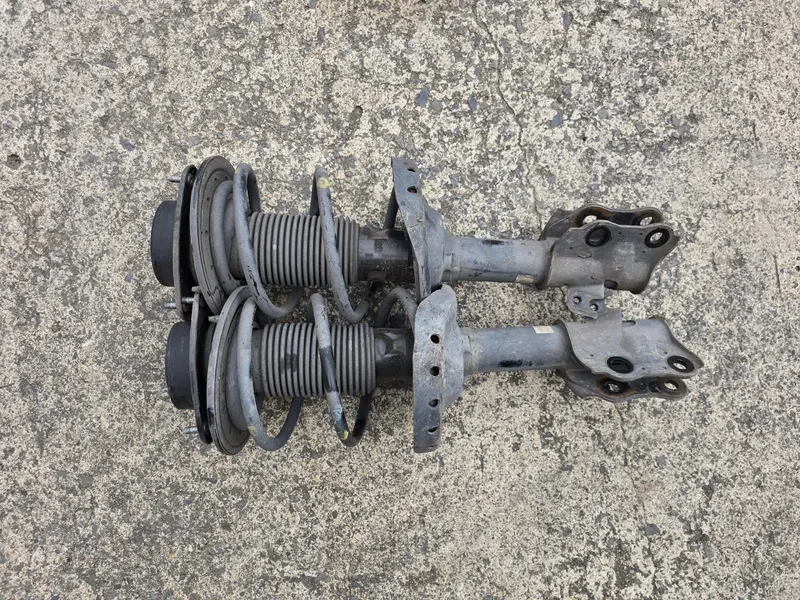 Oem Subaru Impreza Gh 2008 - 11 Front Suspension Struts Set Pair Low Km 159Kms 1