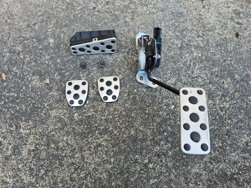 Oem Subaru Liberty H6 Turbo Gen 4 03 - 09 Factory Manual Spec B Pedals Metal 1