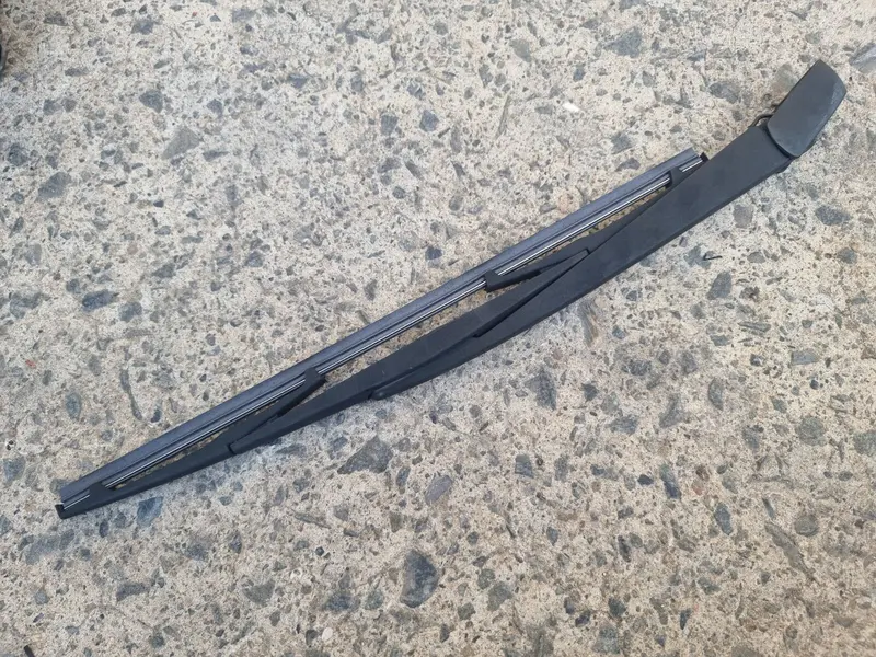 Oem Subaru Liberty Outback 03 -09 Windscreen Wiper Rear Hatch Tailgate Arm Blade 1