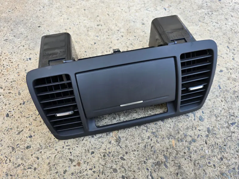 Oem Subaru Liberty Outback Gen 4 03-09 Center Top Dash Storage Vent Vents Panel 1