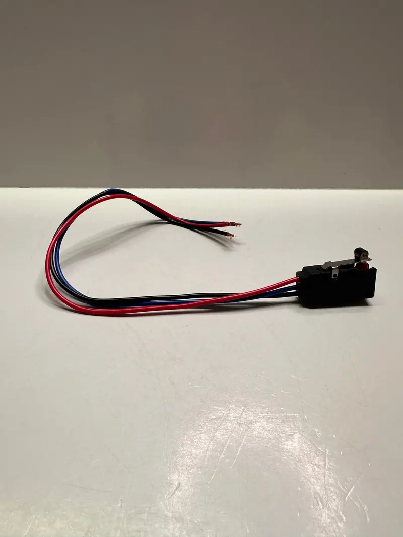 Omron D2vw-5L2a-1M Proximity Switch, Snap Action Spdt 5A 125V-250V 1