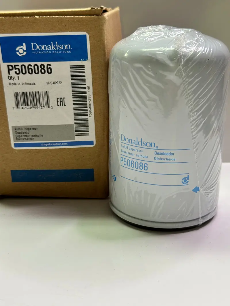 P506086 Donaldson Air/Oil Separator 1