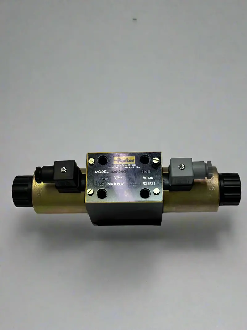 Parker D3w1cnkp Dcv Cetop 5 150Lpm/345Bar Solenoid Operated Directional Control Valve Series D3w 1