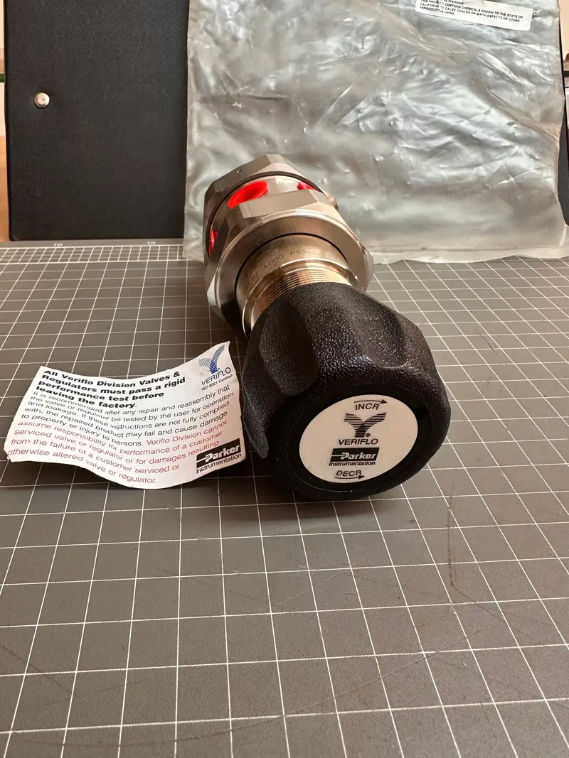 Parker Veriflo Ir6000 Pressure Regulator 1