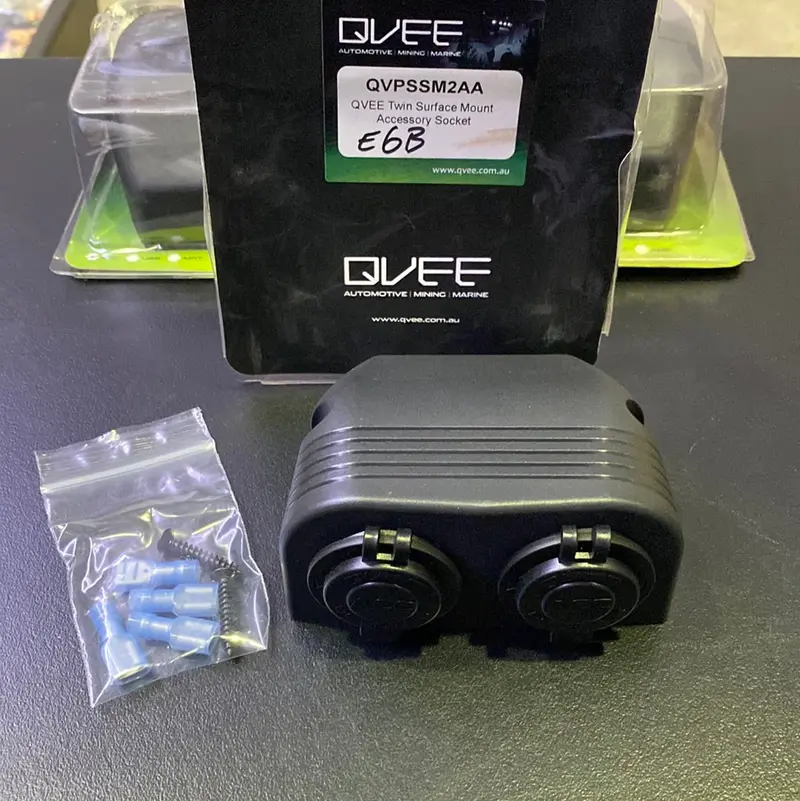 Qvee Qvpssm2aa Twin Surface Mount Accessory Socket 1