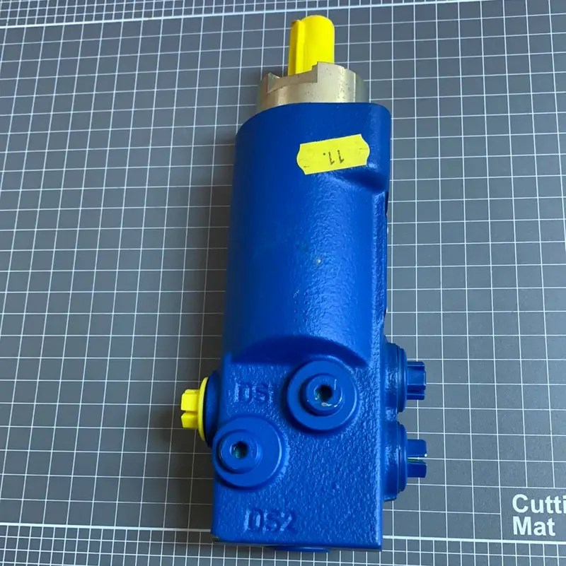 R900960195 Single-Circuit Power Brake Valve, Direct Operated Lt05 Mka-31/080/02M 1