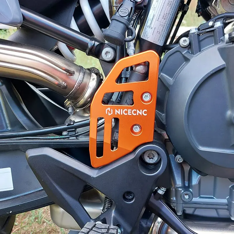 Rear Brake Master Cylinder Guard For Ktm 790 890 Adventure R 2019-2025 2