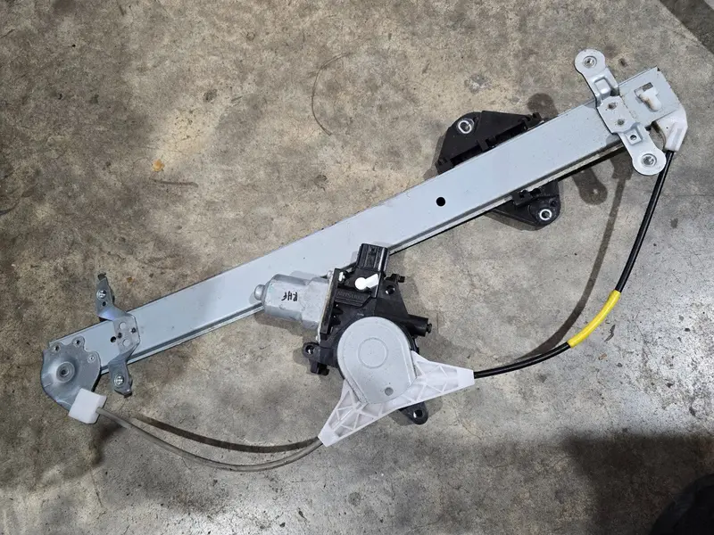 Rhf Subaru Forester 2011 -12 Sh Front Right Driver Side Window Motor Regulator 1