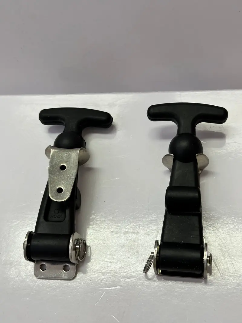 Roca 420152 Hood Latch S/S (Aisi304)/Rubber (Cr) Bag Of 2, 339-9151 1