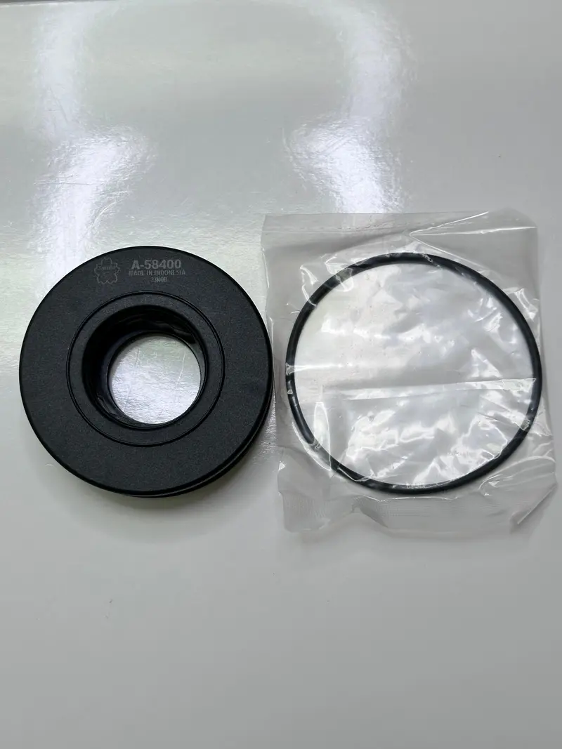 Sakura A-58400 Air Filter, Pcv Mk667053 1