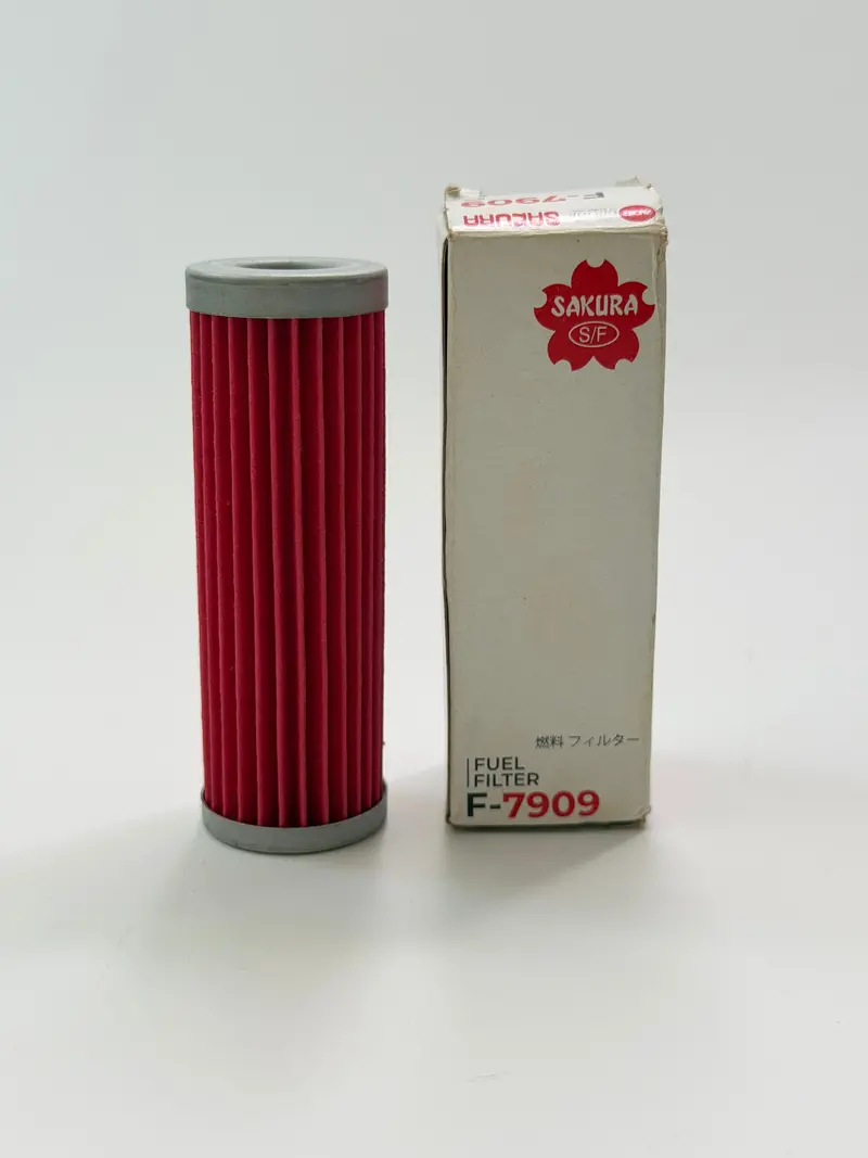 Sakura F-7909 Fuel Filter 1