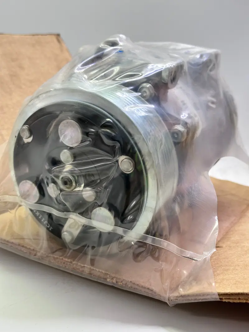 Sd7h15 A/C Compressor U4417/4417 24V 1