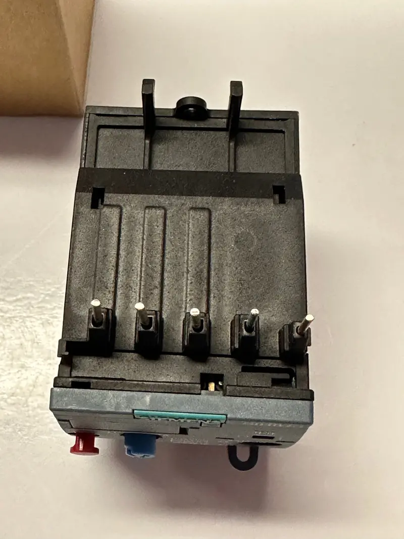Siemens 3Ru2116-0Gb0 Overload Relay 2