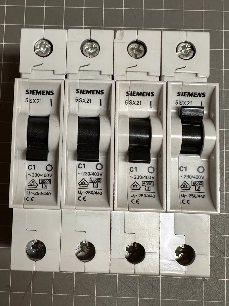Siemens 5Sx21 C1 Circuit Breaker, 1 Pole, 1Amp 1
