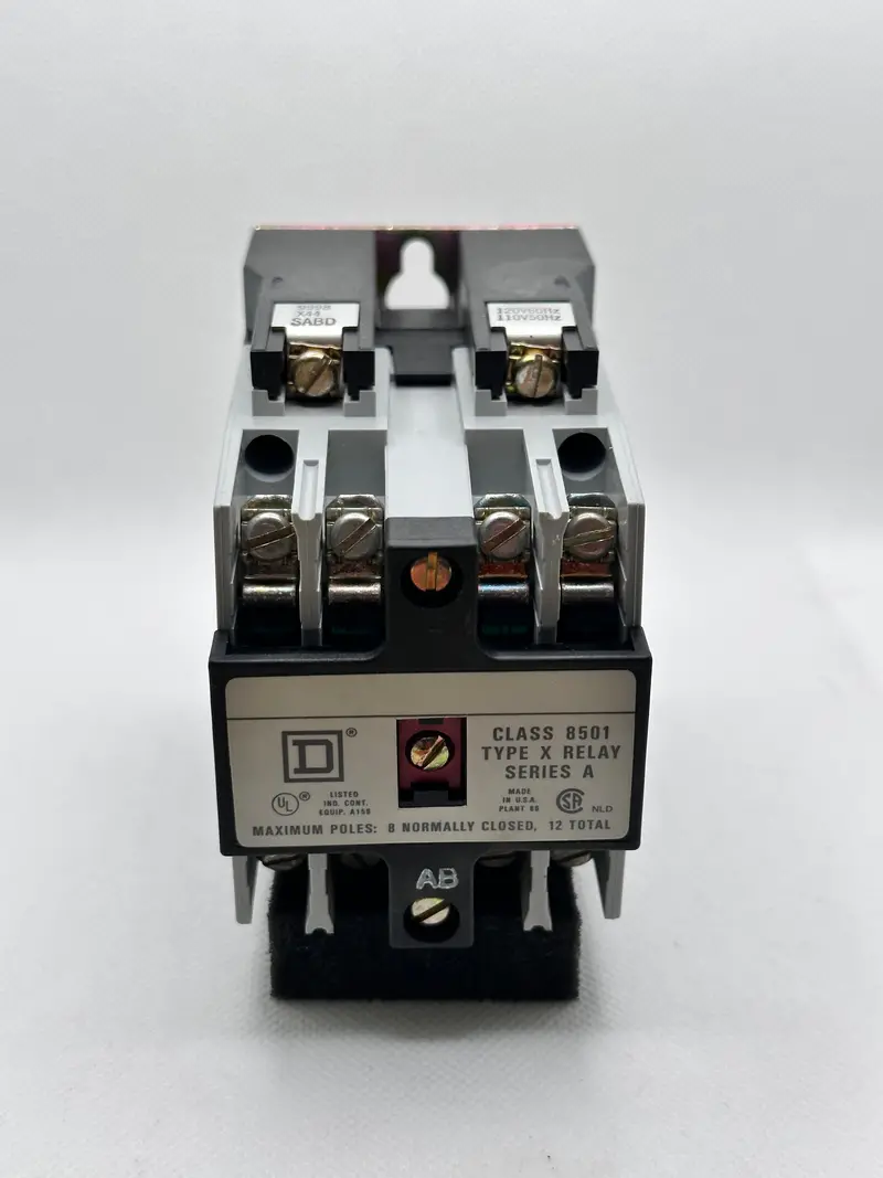 Square D® 8501 Type X, Machine Tool, Control Relay X040v02 - 10A 1