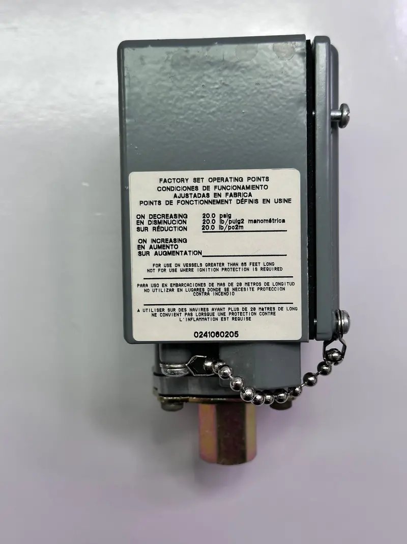 Square D 9012 Gaw-2 Industrial Pressure Switch, 1-40 Psi, Ser.C 1