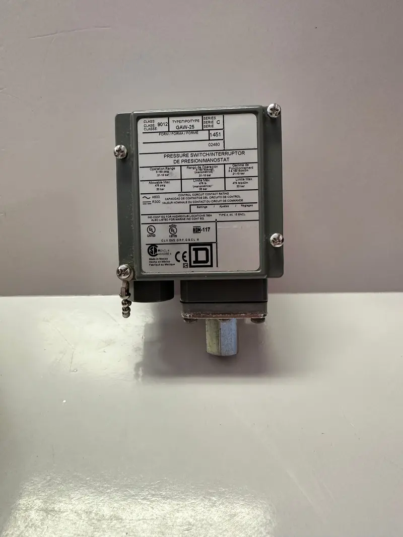 Square D 9012Gaw25 Series C Industrial Pressure Switch 1