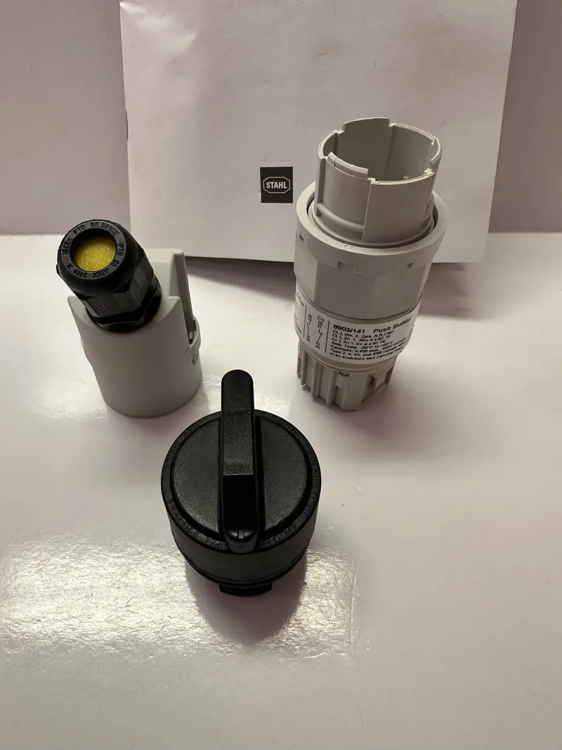 Stahl 8003/131 2 Position Control Switch For Panel Mount Series 8003 1