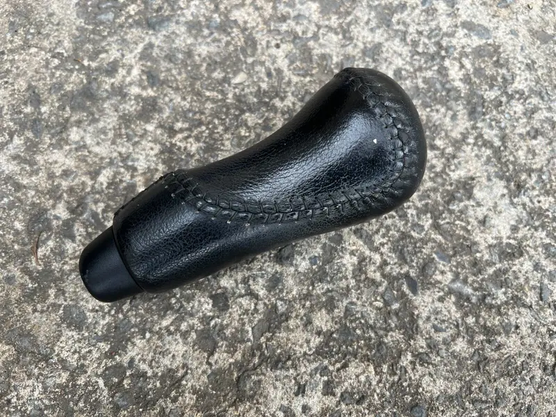 Subaru Forester 02 - 07 Sg Sg9 Factory Leather Gear Knob Shifter Black Genuine 1