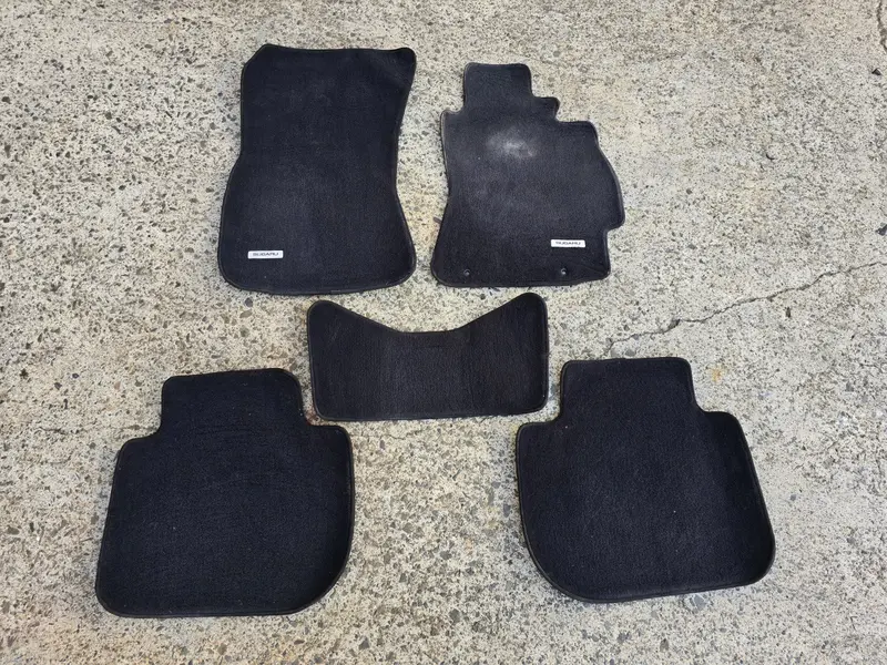 Subaru Forester 08 - 12 Sh Carpet Floor Mats Mat Matt Full Set Black Genuine Oem 1
