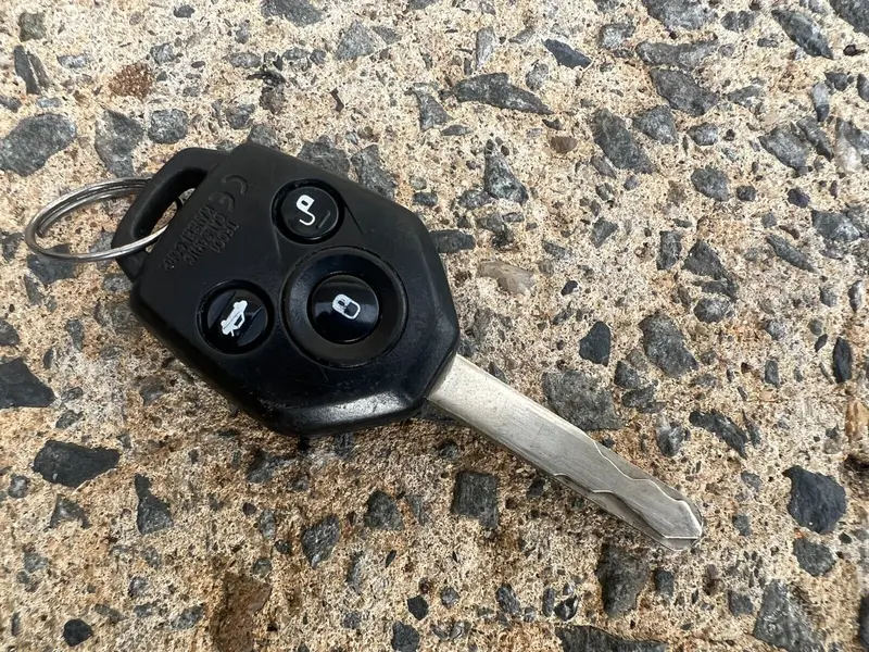 Subaru Forester 2008 - 12 Factory Key Fob Grey Buttons Parts Genuine Oem 1