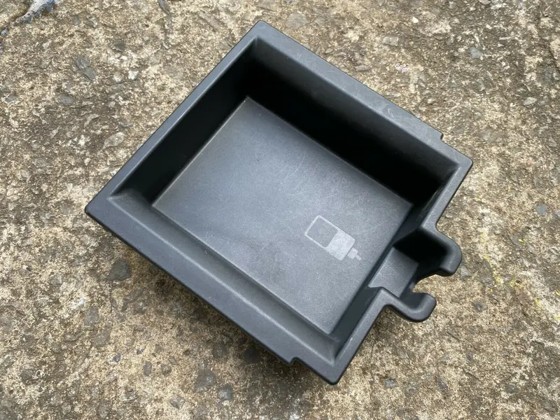 Subaru Forester 2008 - 12 Sh Centre Console Arm Rest Trim Black Coin Tray Insert 1