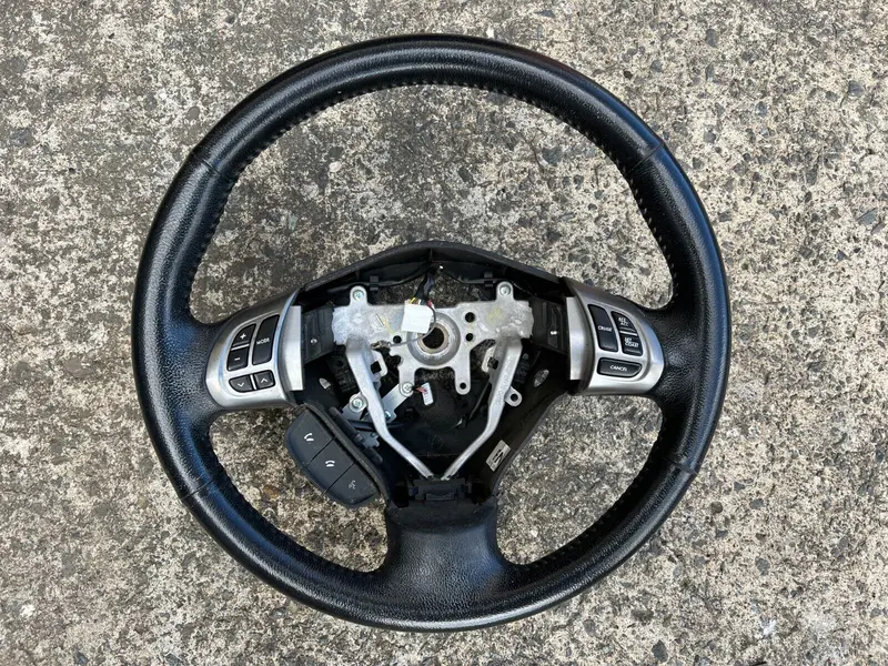 Subaru Forester 2008 - 12 Sh Ej25 Leather Steering Wheel Cruise Control Buttons 1