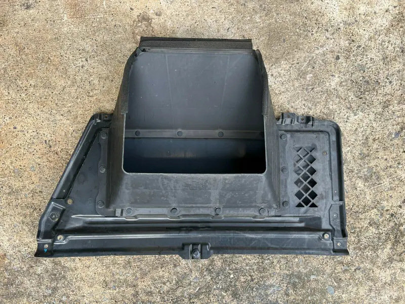 Subaru Forester 2008 -12 Sh Factory Turbo Intercooler Bonnet Scoop Duct Bracket 1