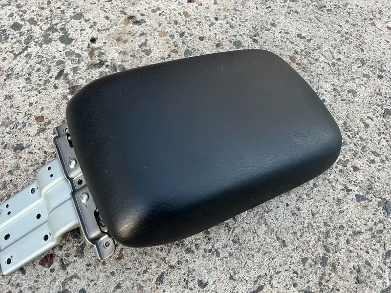 Subaru Forester 2010 Sh Centre Console Lid Arm Rest Trim Cover Flip Black Slider 1