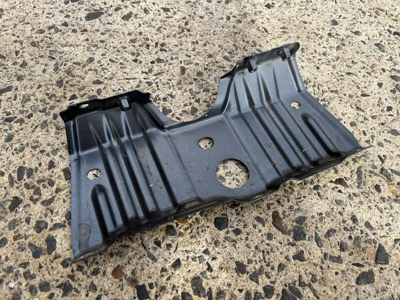 Subaru Forester 2018 - 21 Sk Lhf Left Front Guard Panel Mounting Bracket Panel 1